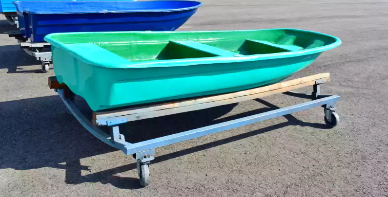 Стеклопластиковая лодка Старт (тримаран) в Реутове