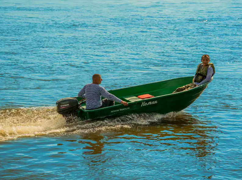 Стеклопластиковая лодка Neman-340 (тримаран) в Реутове