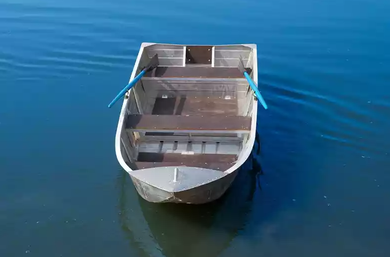 Алюминиевая лодка Вятка-Профи 32 в Реутове