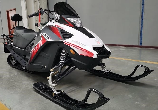 Снегоход Motax Snow Cat 180 EFI в Реутове