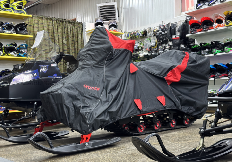 Чехол транспорт. снегохода IKUDZO HUNTER черно-красный Оксфорд ПРЕМИУМ качества с лого IKUDZO в Реутове