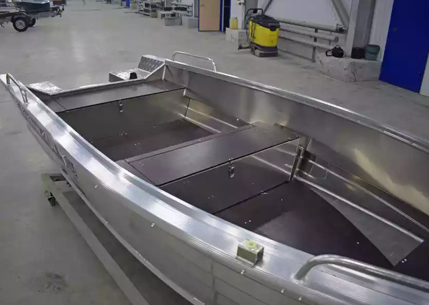 Алюминиевая лодка  Wyatboat-430 Р в Реутове