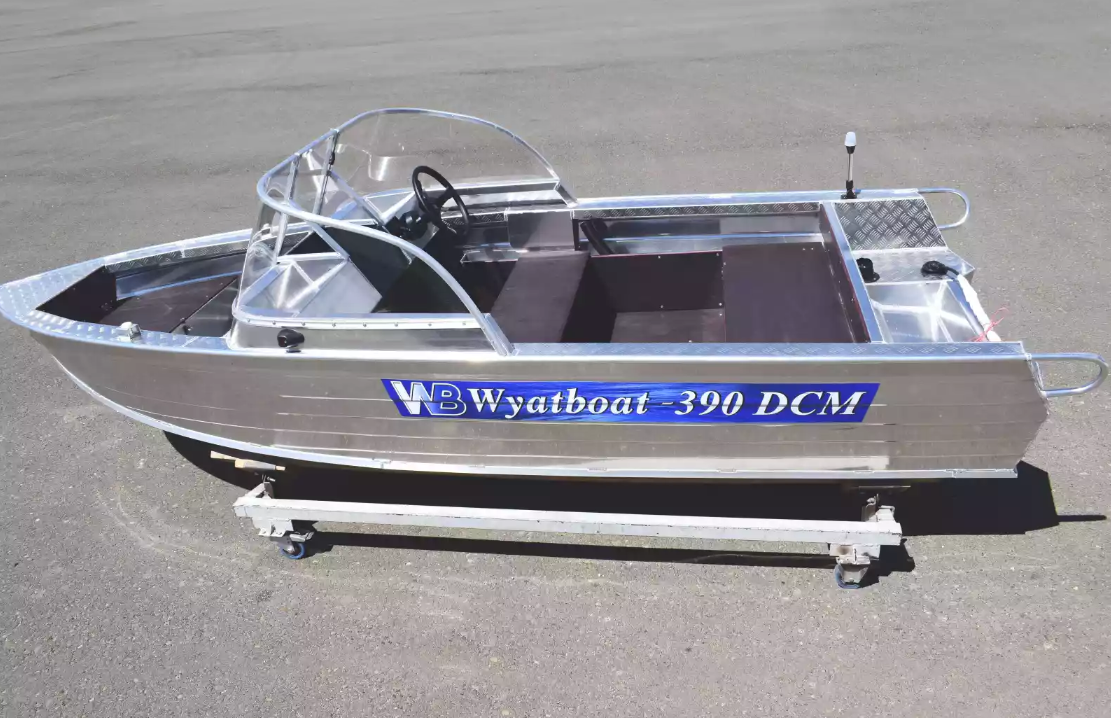 Алюминиевая лодка Wyatboat-390 DCM в Реутове