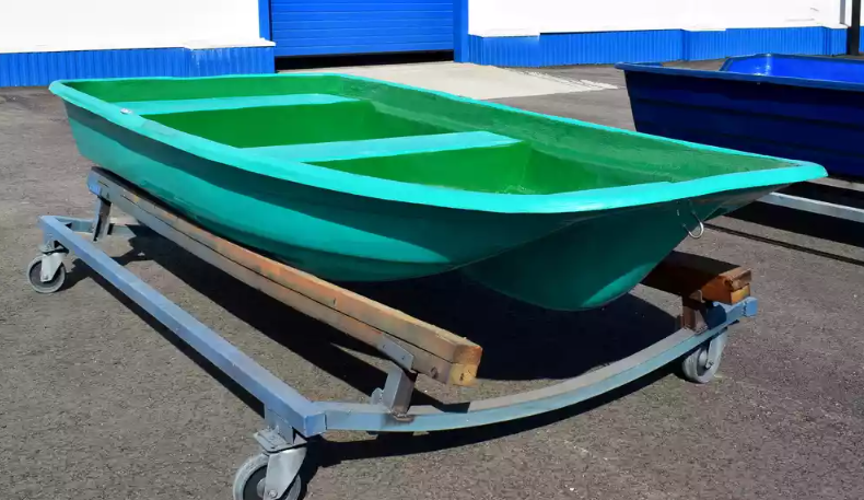 Стеклопластиковая лодка Старт (тримаран) в Реутове