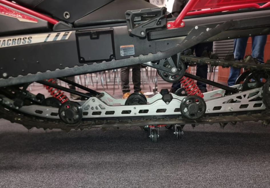 Снегоход AODES Siberiacross 1000 WT 508mm LCD 6.8 в Реутове