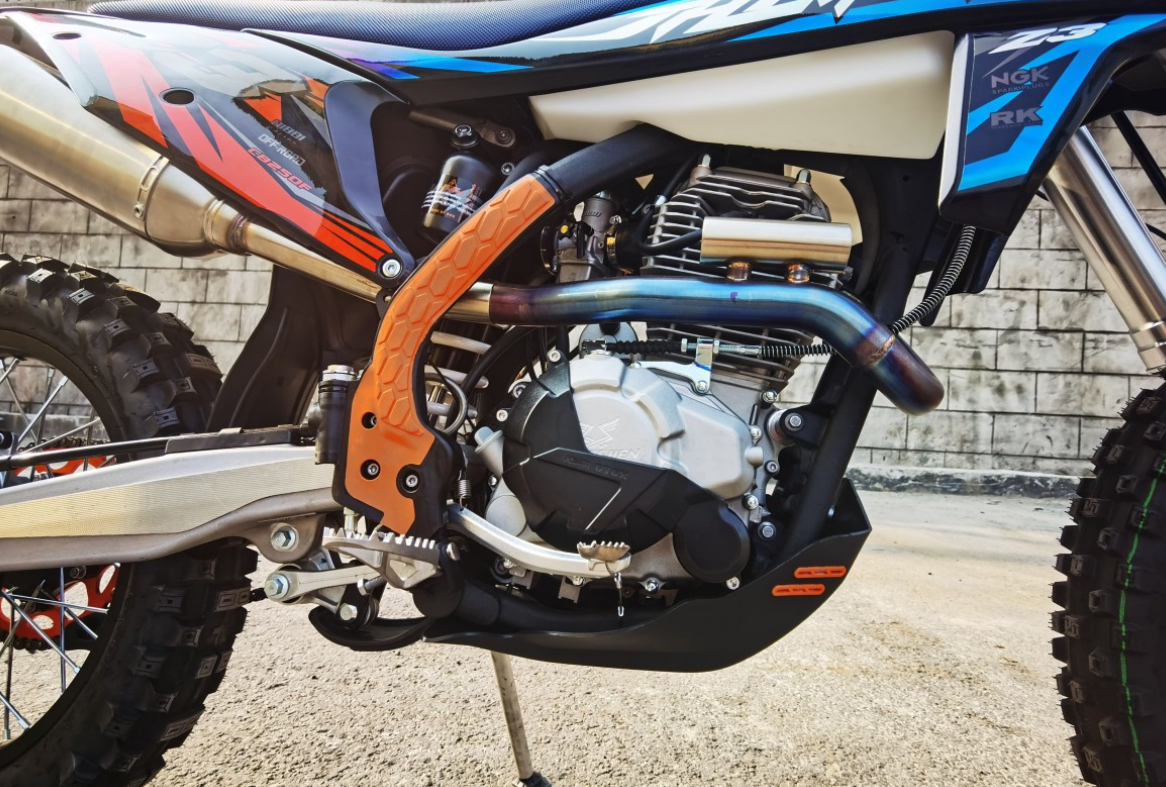 Мотоцикл JHLMOTO JHL Z3 CB250 (172FMM-3A) в Реутове