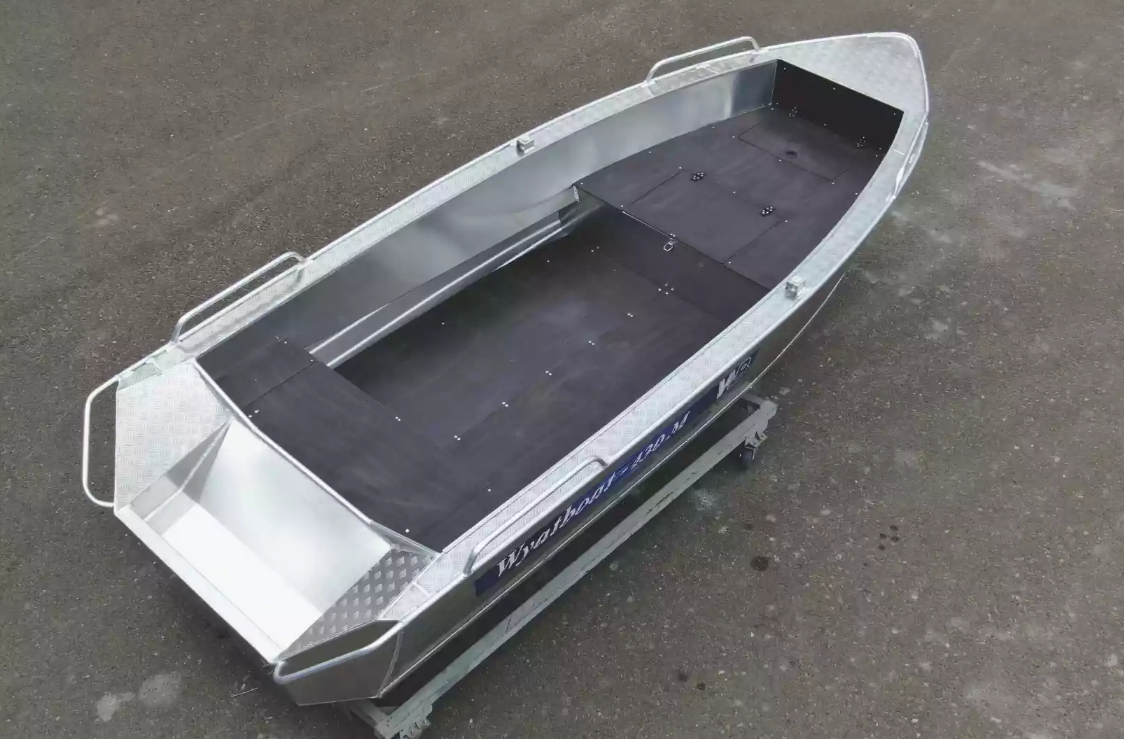 Алюминиевая лодка  Wyatboat-430М FISH в Реутове