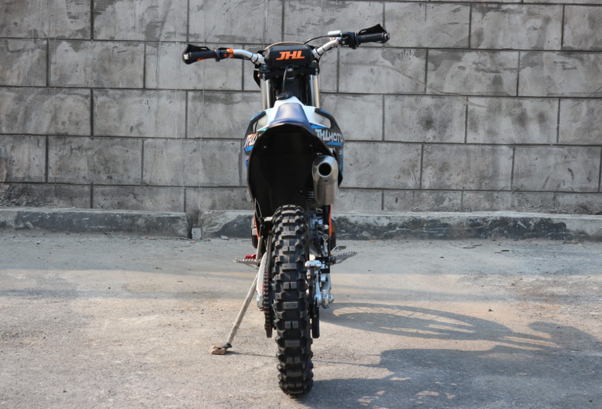 Мотоцикл JHLMOTO JHL Z3 CB250 (172FMM-3A) в Реутове
