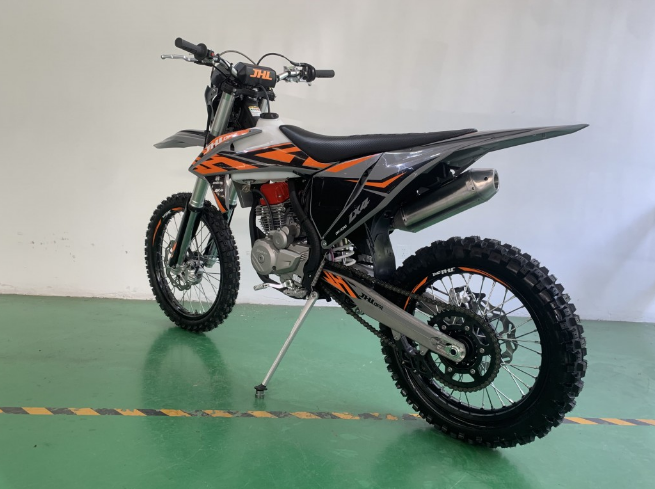 Мотоцикл JHLMOTO JHL LX4 CB300RL (175FMN) в Реутове