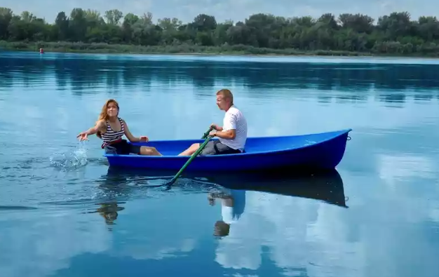 Стеклопластиковая лодка Дельфин в Реутове