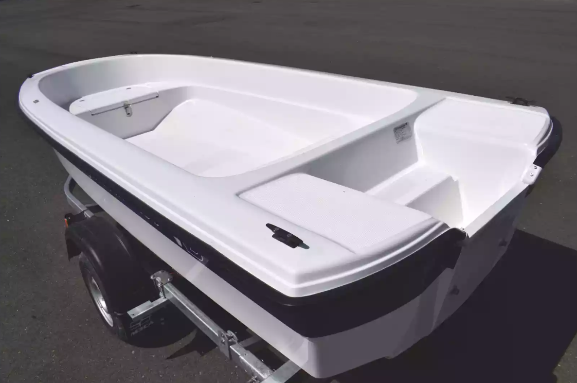 Стеклопластиковая лодка Wyatboat 430 тримаран в Реутове
