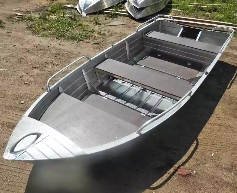Алюминиевая лодка Вятка-Профи 37 в Реутове