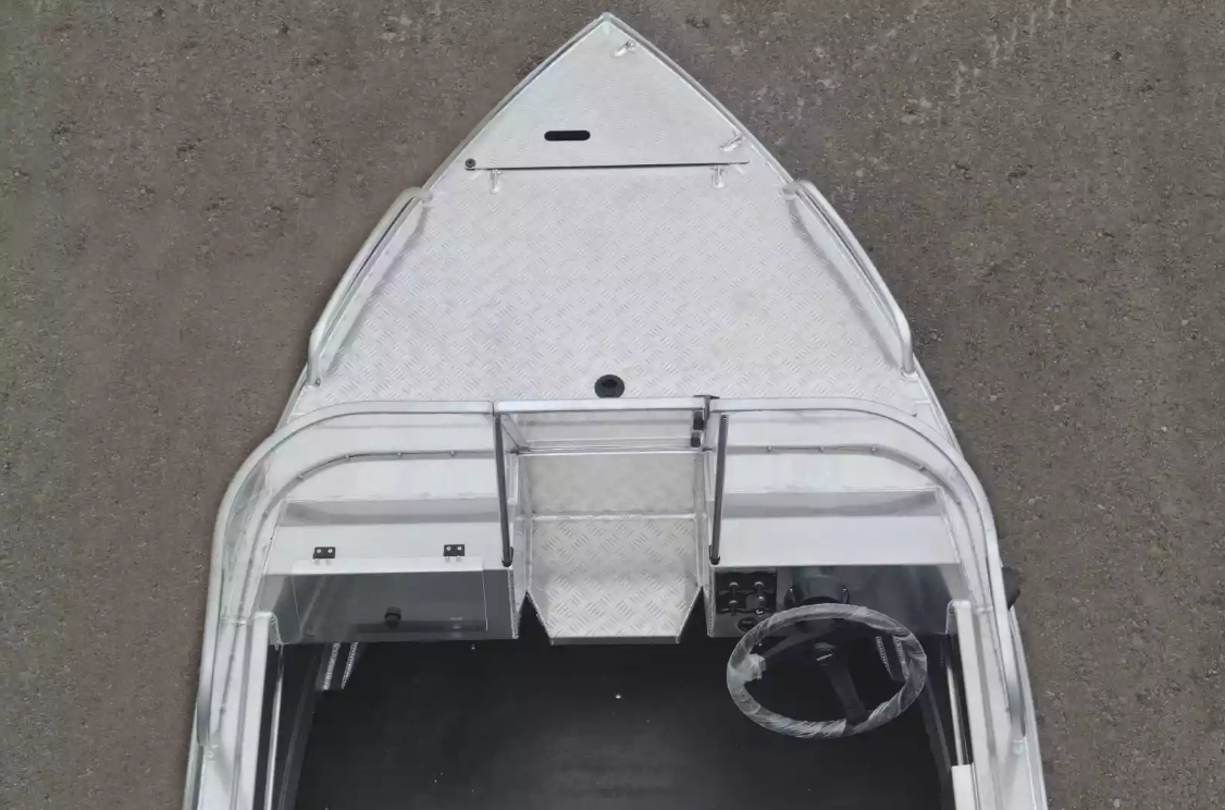 Алюминиевая лодка  Neman-400 PRO в Реутове