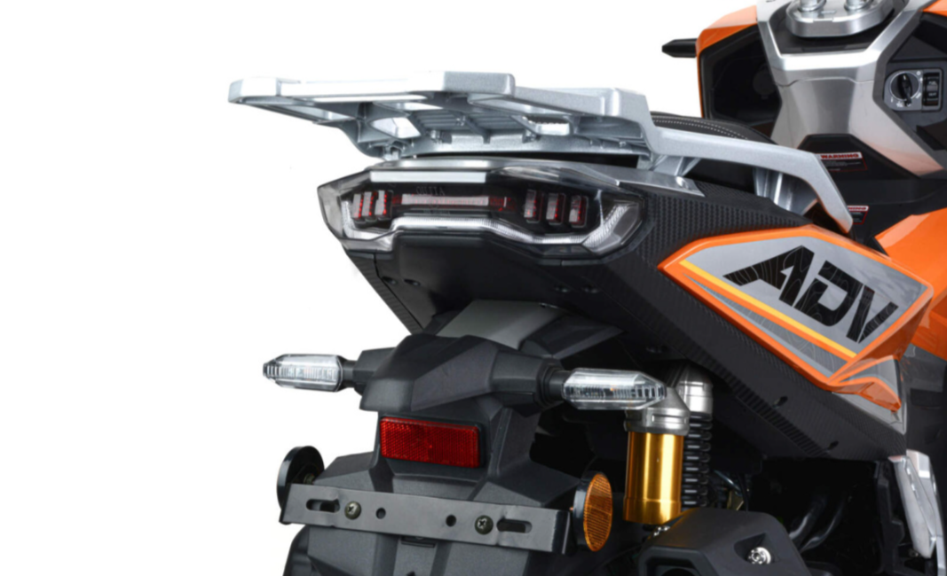 Скутер MOTOLAND (МОТОЛЕНД) T-MAX 150 в Реутове