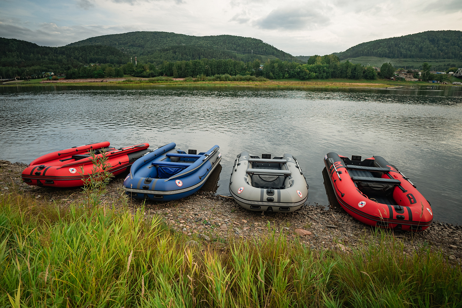 Лодка MISHIMO RIVER FJET PRO 400 под водомет в Реутове