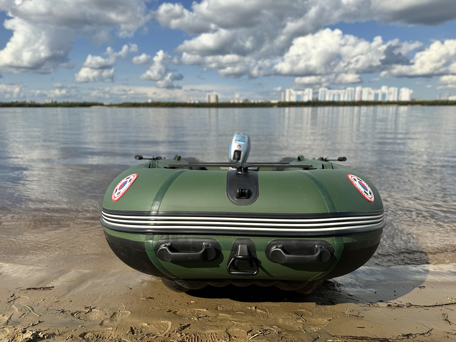 Лодка MISHIMO BIG FLOOR 400 в Реутове