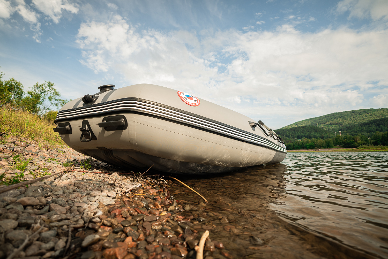 Лодка MISHIMO RIVER JET 390 под водомет в Реутове